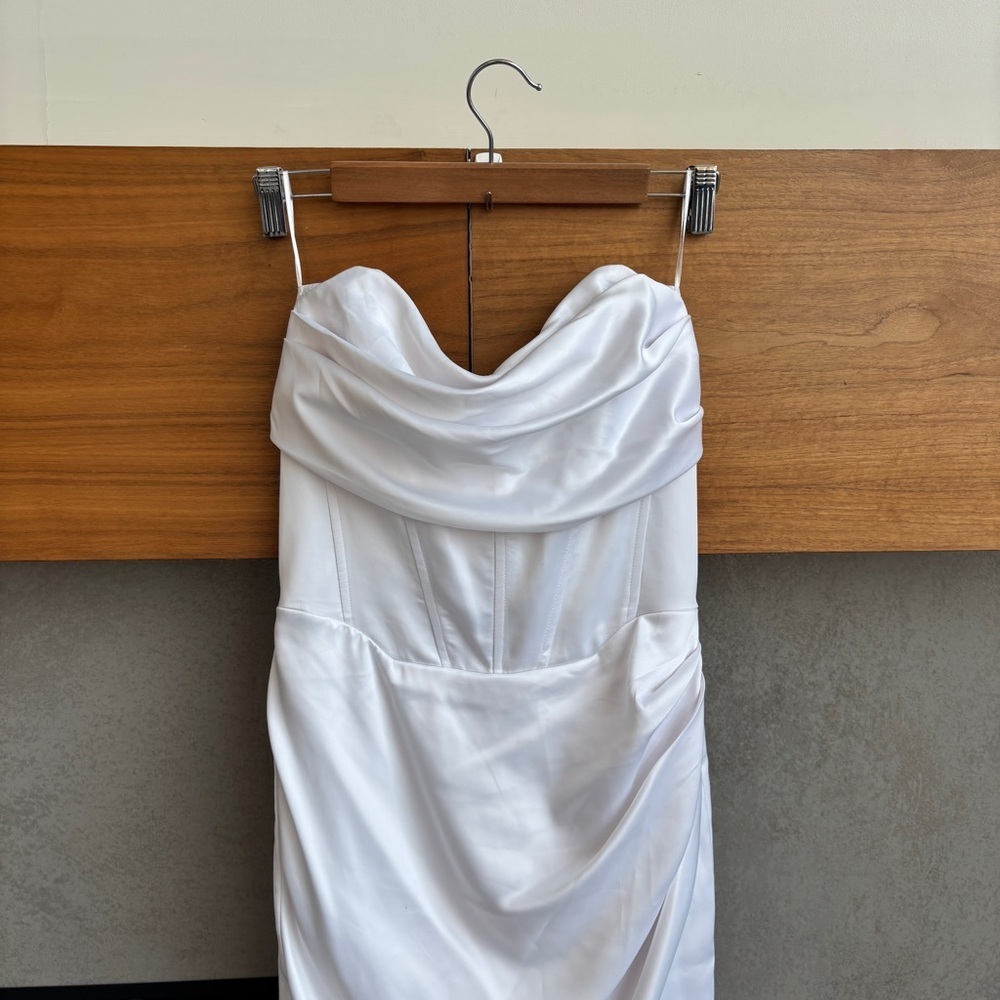 NWT Bardot Jamila Corset Dress in White, Size 6 - Picture 5 of 16